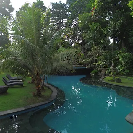 Green Tree House Villa Ubud