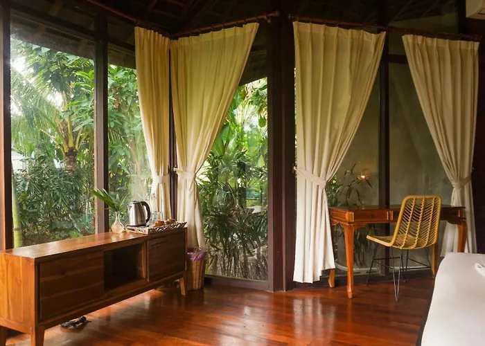 Tree House